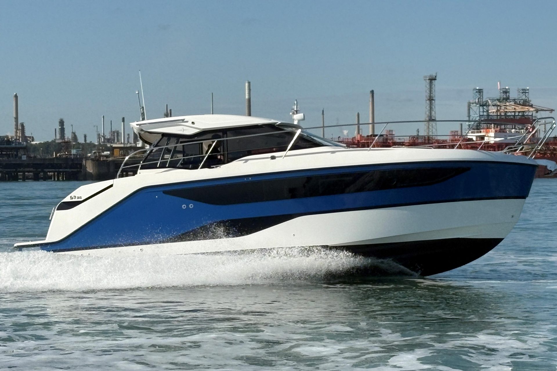 Bavaria SR35
